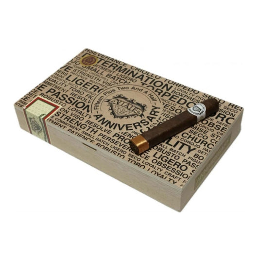 Viaje Fifteen Plus Two and a Half Gold 6 x 54 Toro Gordo Cigars Box of 25