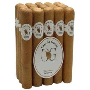 Casa de Garcia Connecticut Magnum Cigar Bundle