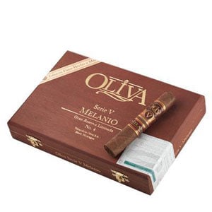 Oliva V Melanio No.4 Petit Corona Cigars