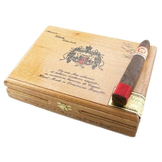Arturo Fuente Anejo No 77 Shark Cigars