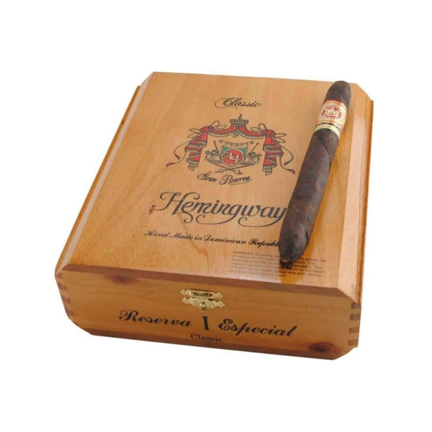 Arturo Fuente Hemingway Classic Sun Grown 7 x 48 Cigars Box of 25