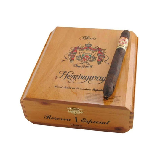 Arturo Fuente Hemingway Classic Sun Grown Cigars