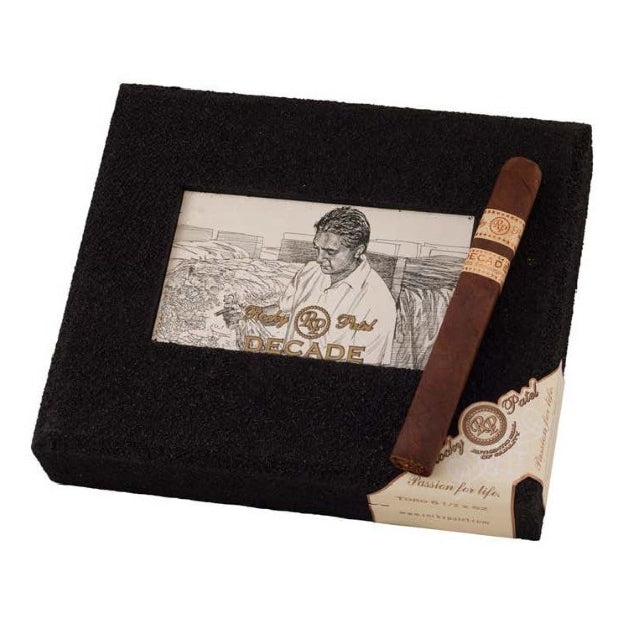 Rocky Patel Decade Toro 6 1/2 x 52 Cigars Box of 20
