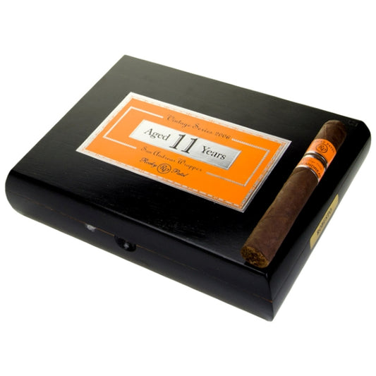 Rocky Patel Vintage 2006 Robusto 5 1/2 x 50 Cigars Box of 20