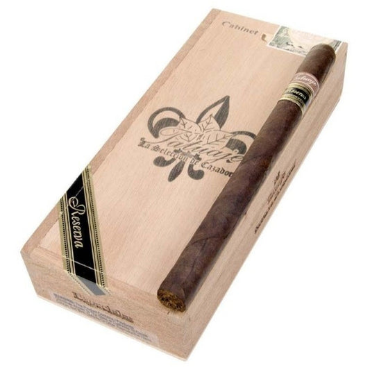 Tatuaje Reserva Broadleaf Especiales 7 1/2 x 38 Cigars Box of 10