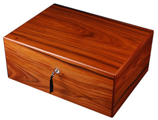 Drake Humidor 90 Count by Diamond Crown