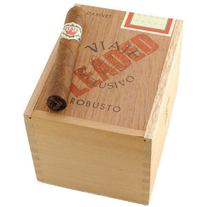 Viaje Exclusivo Leaded Robusto Cigars