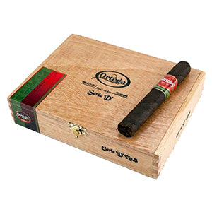 Ortega Serie D #8 Maduro Cigars