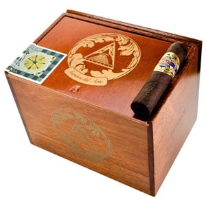 Secretos Del Arte Short Titan Cigars Box