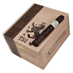 Liga Privada T52 Short Panatela Cigars