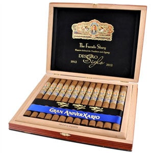 Opus X Destino al Siglo Amistad Cigars