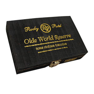 Olde World Reserve Toro Corojo Cigars
